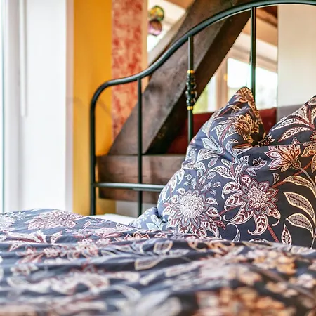 Am Stadtrand Im Gruenen 아파트 조이텐